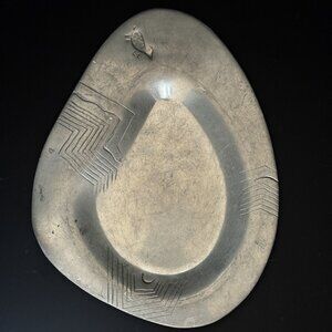 VTG Metal Tray with Geometric/Animal motifs - spiritual home decor